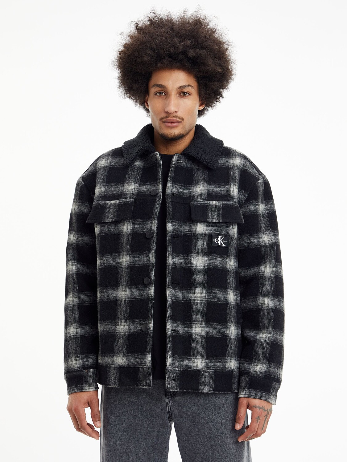 

Куртка из шерпы в клетку Calvin Klein Jeans, цвет CK Black