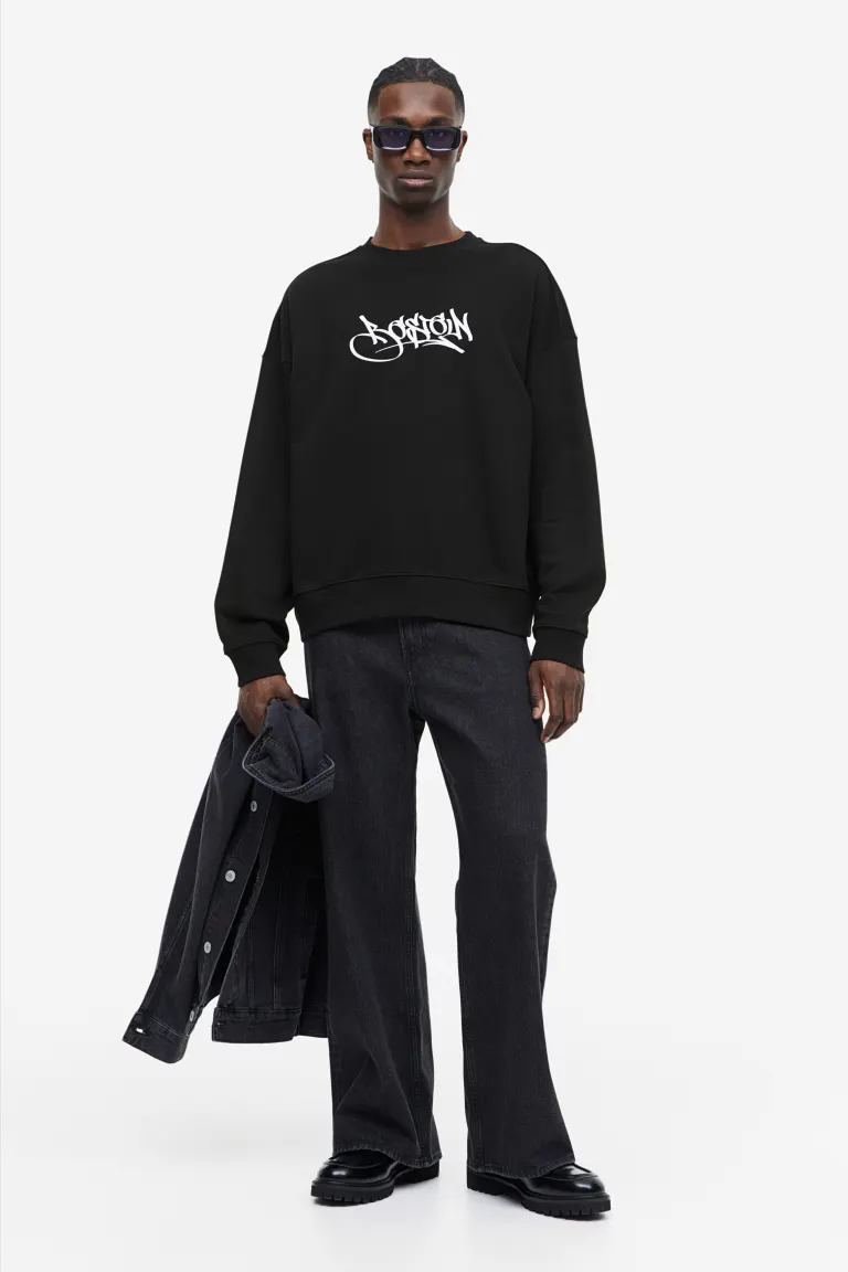 

Толстовка свободного кроя с принтом H&M, черный