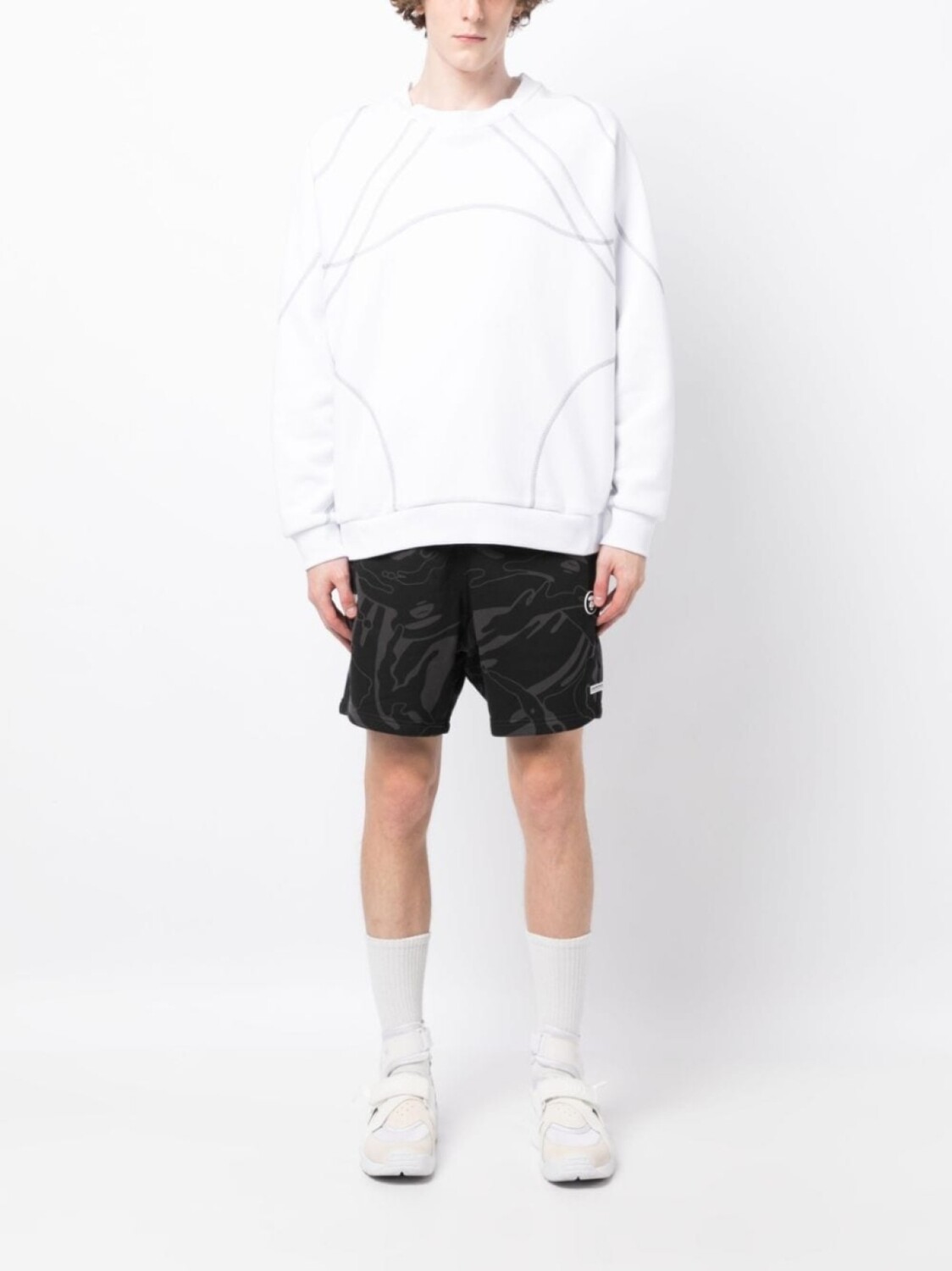 

A Bathing Ape плавки-шорты с кулиской и принтом, черный