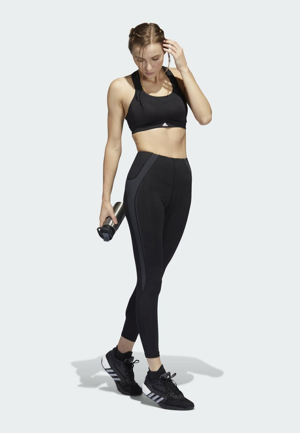 

Тайтсы DAMEN TLRD HIIT TRAINING 7/8 adidas, черный