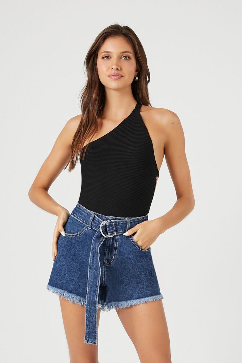 

Джинсовые шорты с потертостями и поясом Forever 21, деним