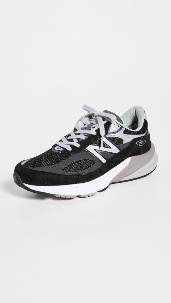 

Кроссовки New Balance Made in USA 990v6, черный