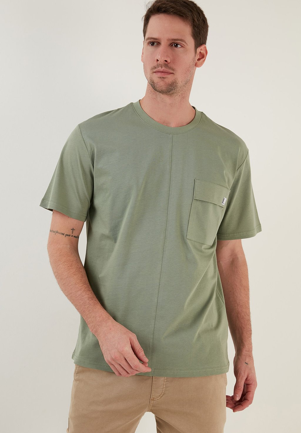 Базовая футболка REGULAR FIT Buratti, цвет apple green