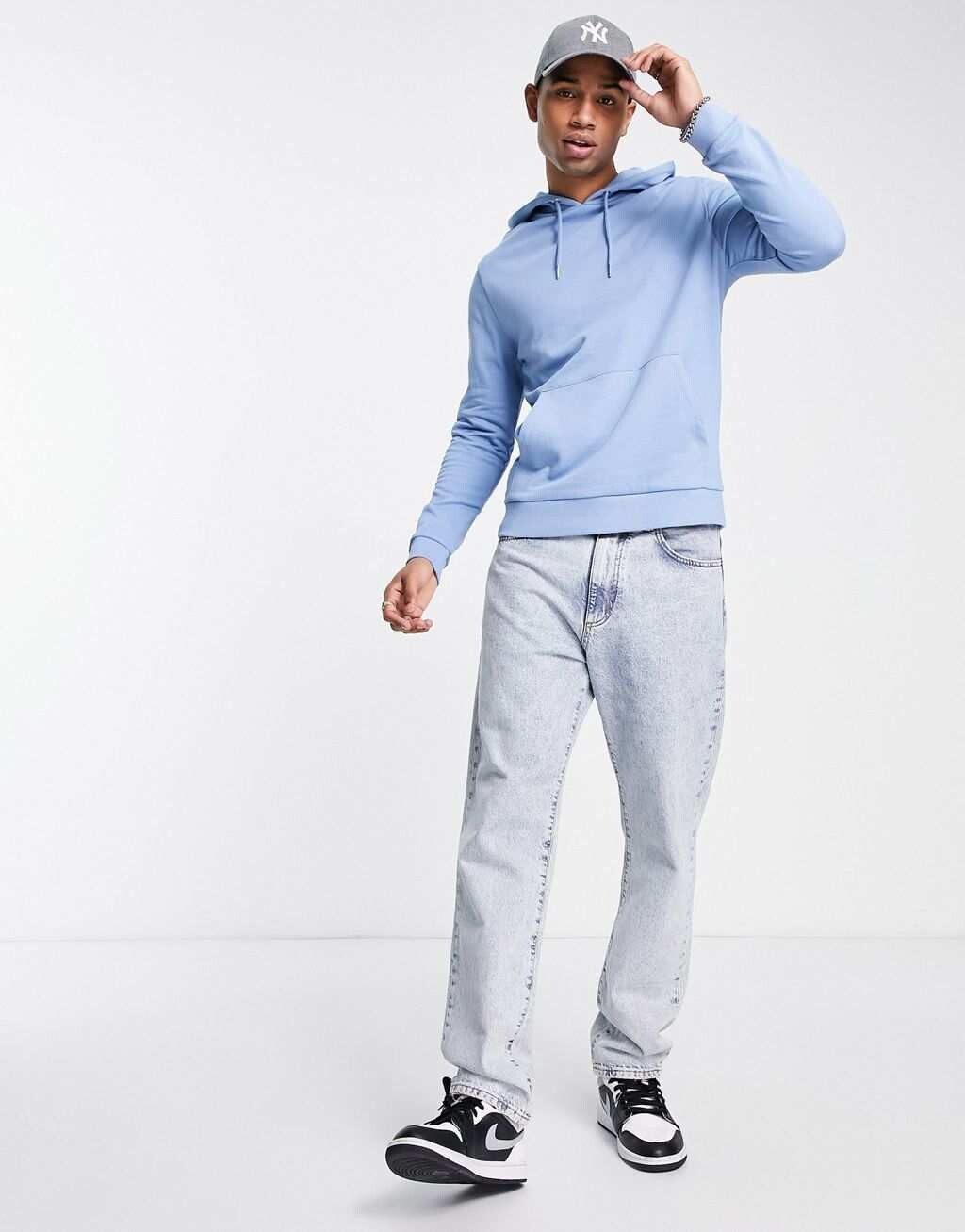 

Голубое худи ASOS DESIGN