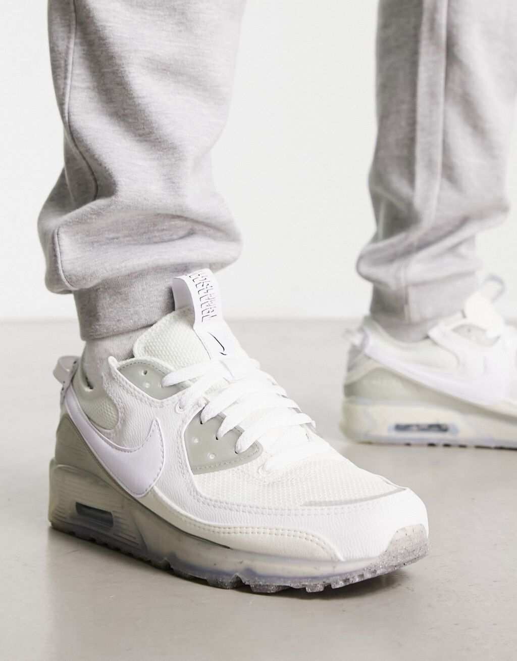 

Белые кроссовки Nike Air Max Terrascape, Белый