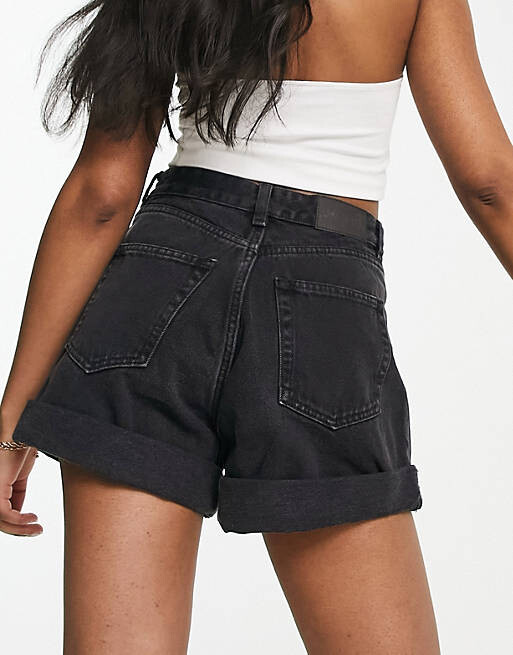 

Черные джинсовые шорты Monki Tallie