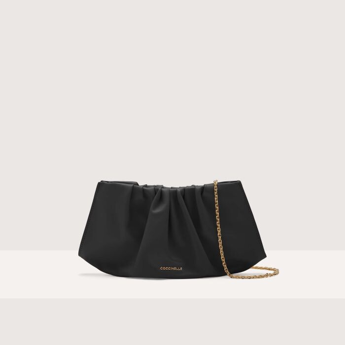 

Клатч из гладкой кожи Coccinelle DRAP SMOOTH SMALL, черный