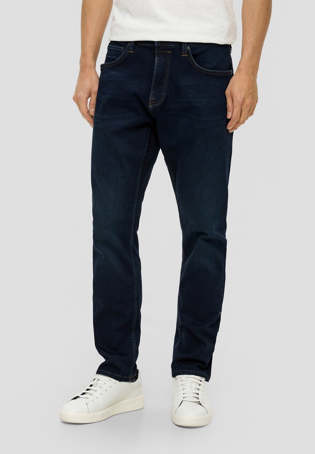 

Джинсы приталенного кроя MID RISE TAPERED s.Oliver, цвет dunkelblau