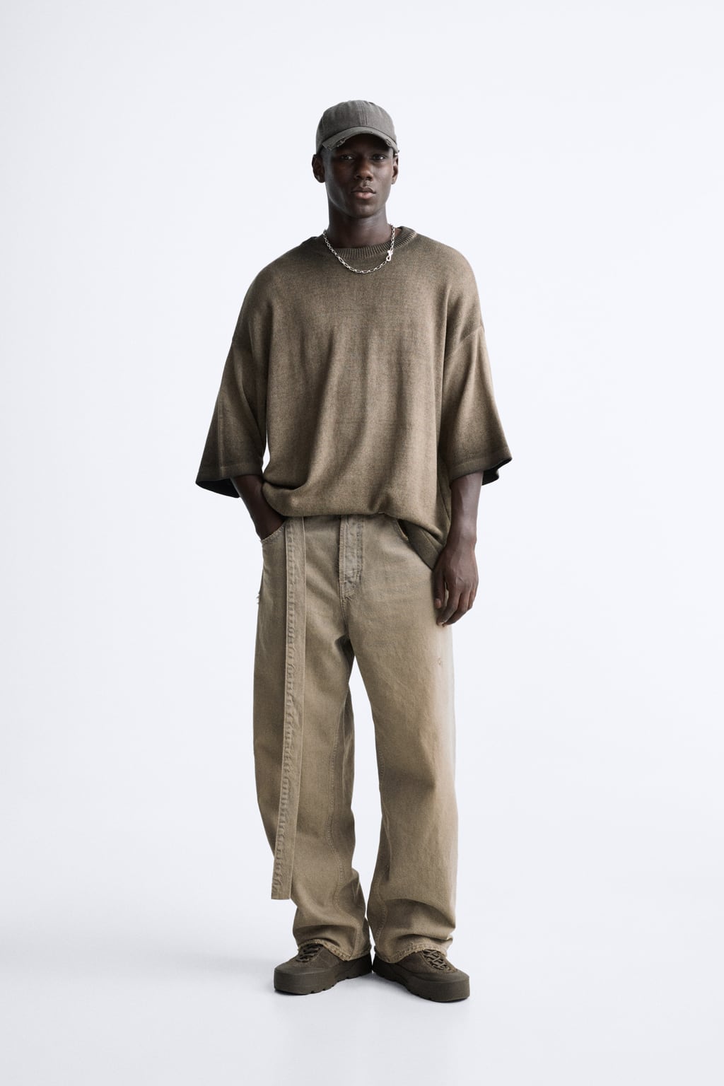 

Вязаная футболка с эффектом потертости ZARA, зеленый