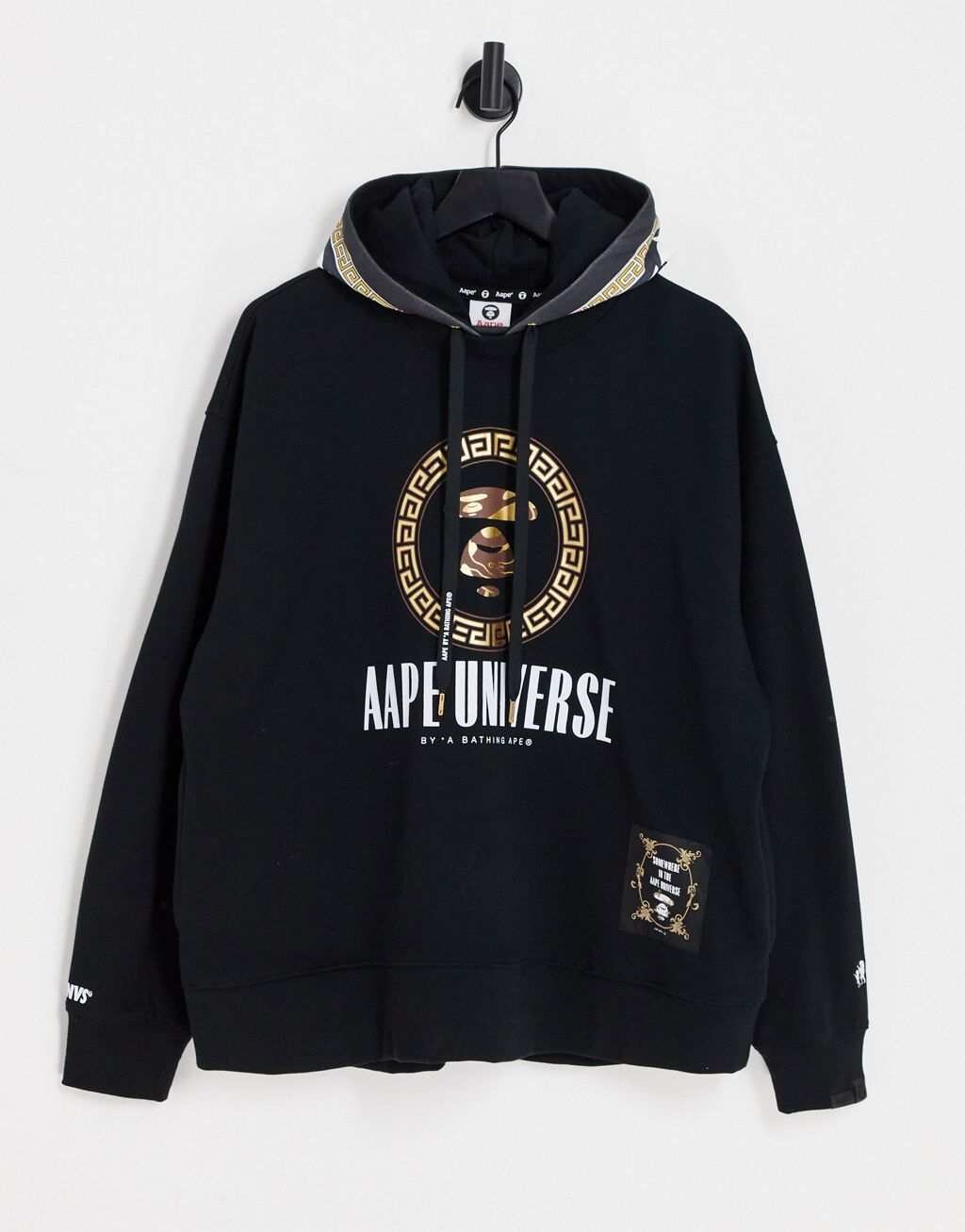 

Черная худи в стиле барокко AAPE By A Bathing Ape