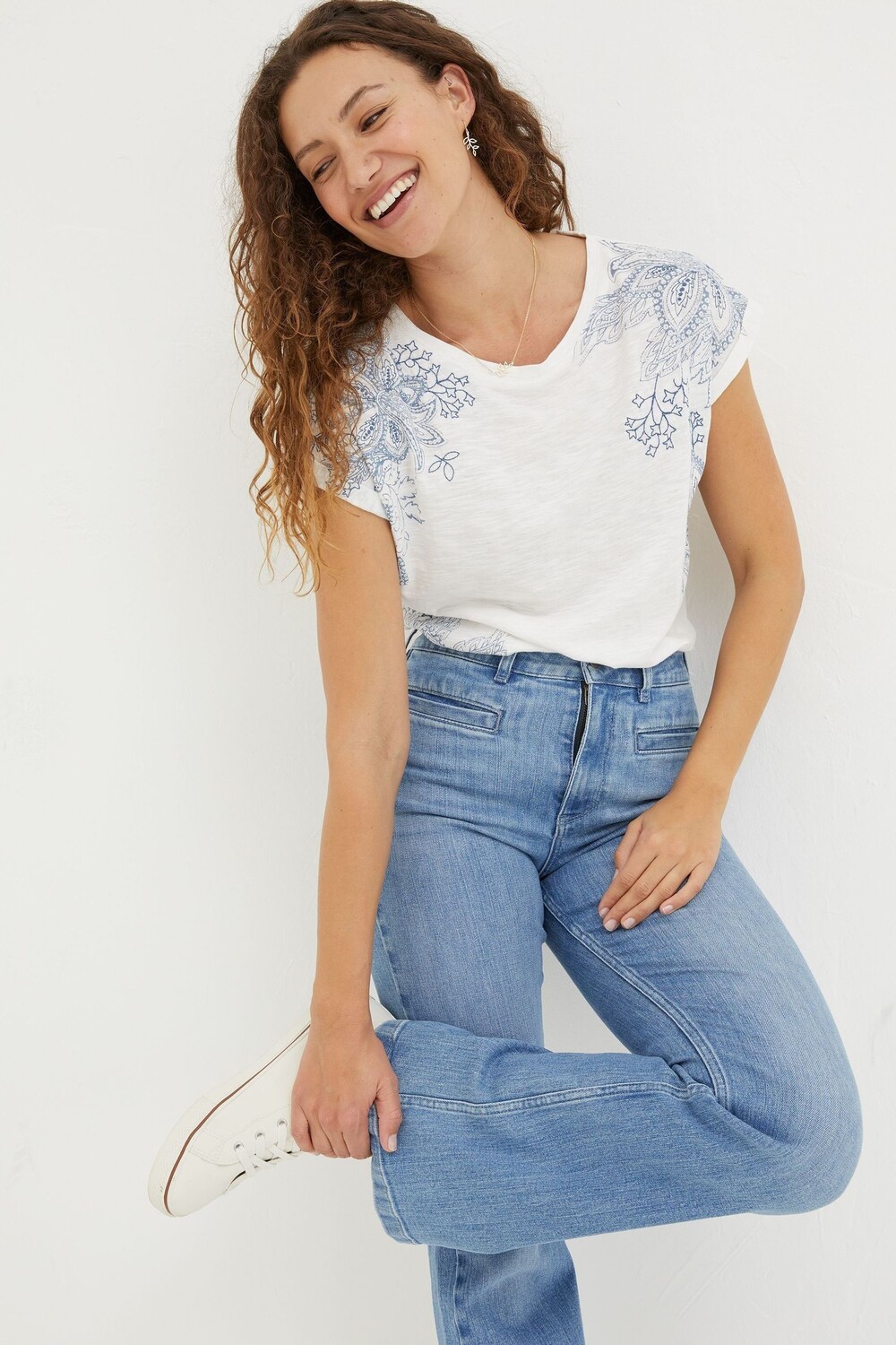 

Футболка Ivy Intricate с цветочным узором Fat Face