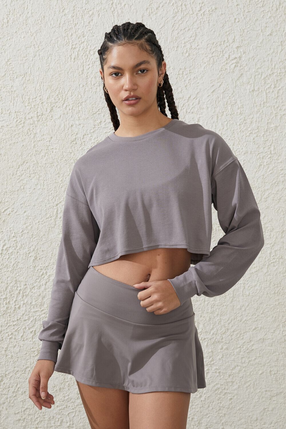 

Легкий укороченный топ с длинными рукавами Cotton On Body
