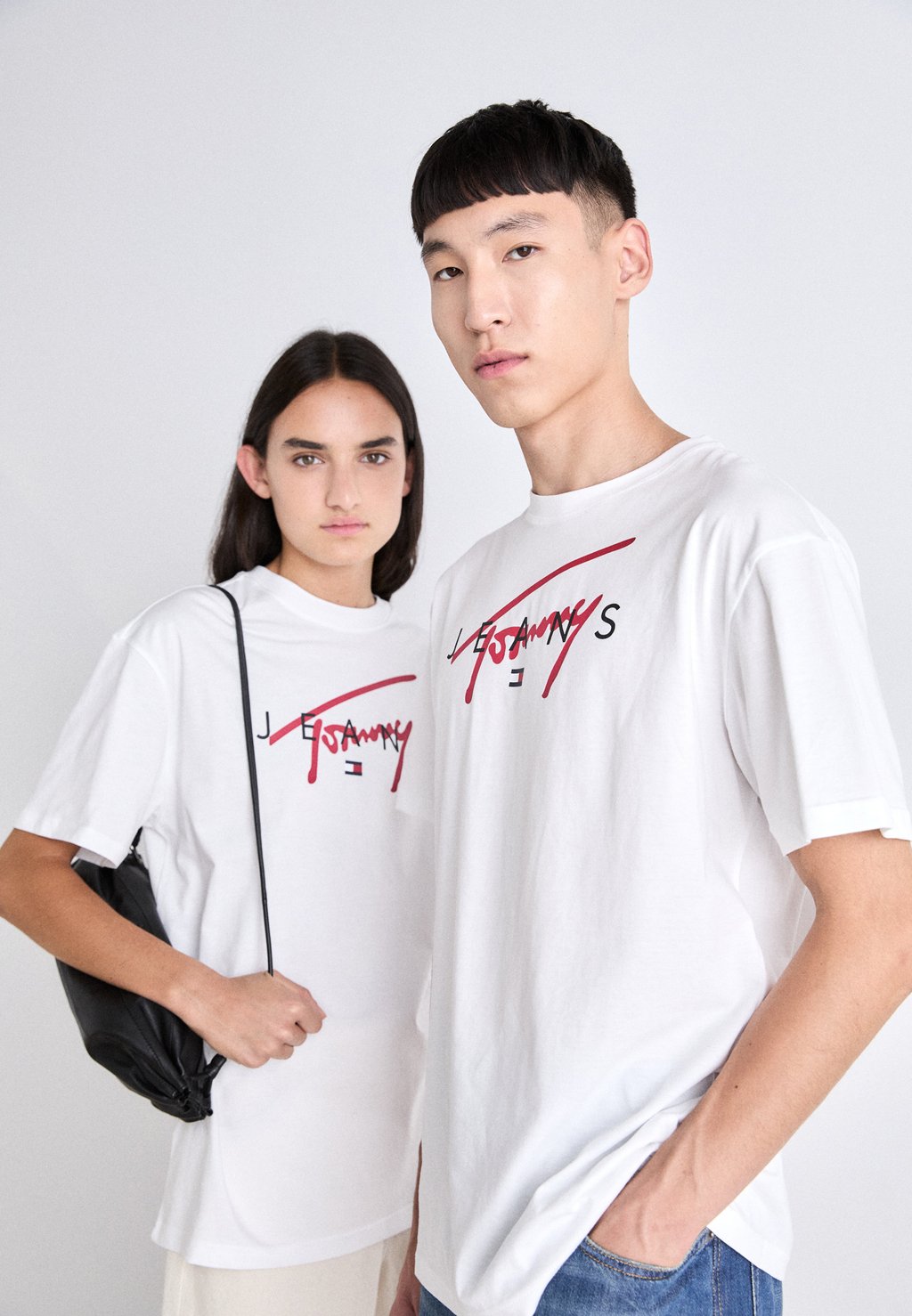 

Футболка с принтом SIGNATURE TWIST TEE UNISEX Tommy Hilfiger, белый