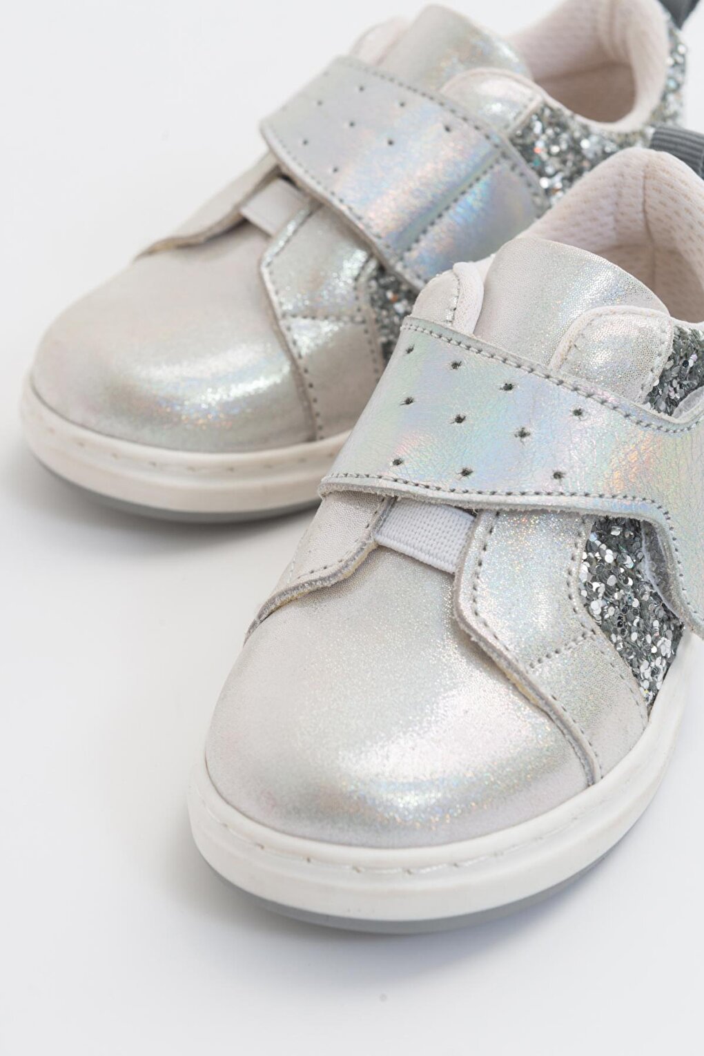 Детская серебряная кожаная ортопедическая обувь с опорой для девочек MİNİPİCCO