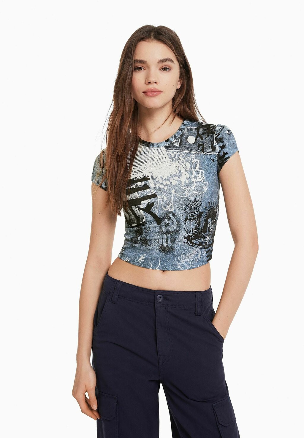 

Футболка с принтом Bershka, синий