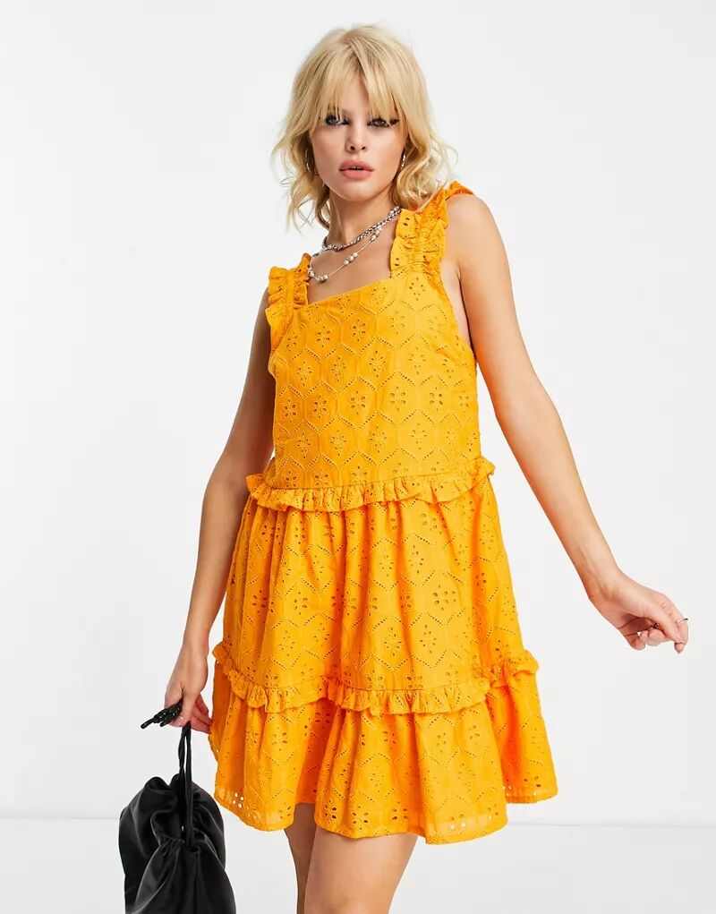 Оранжевое многоярусное мини-платье с люверсами Influence