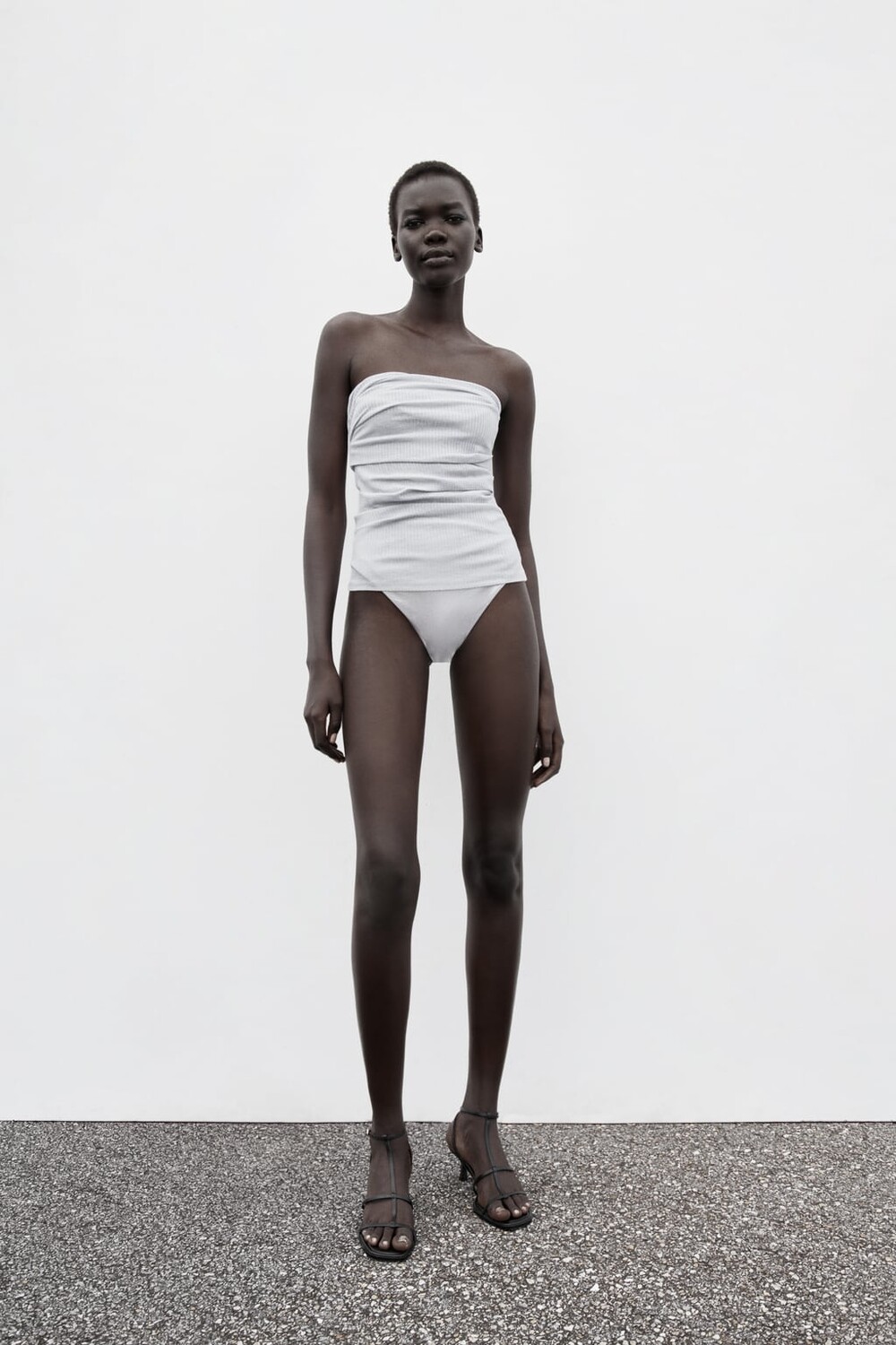 

Блестящий топ-бандо ZARA, серебряный