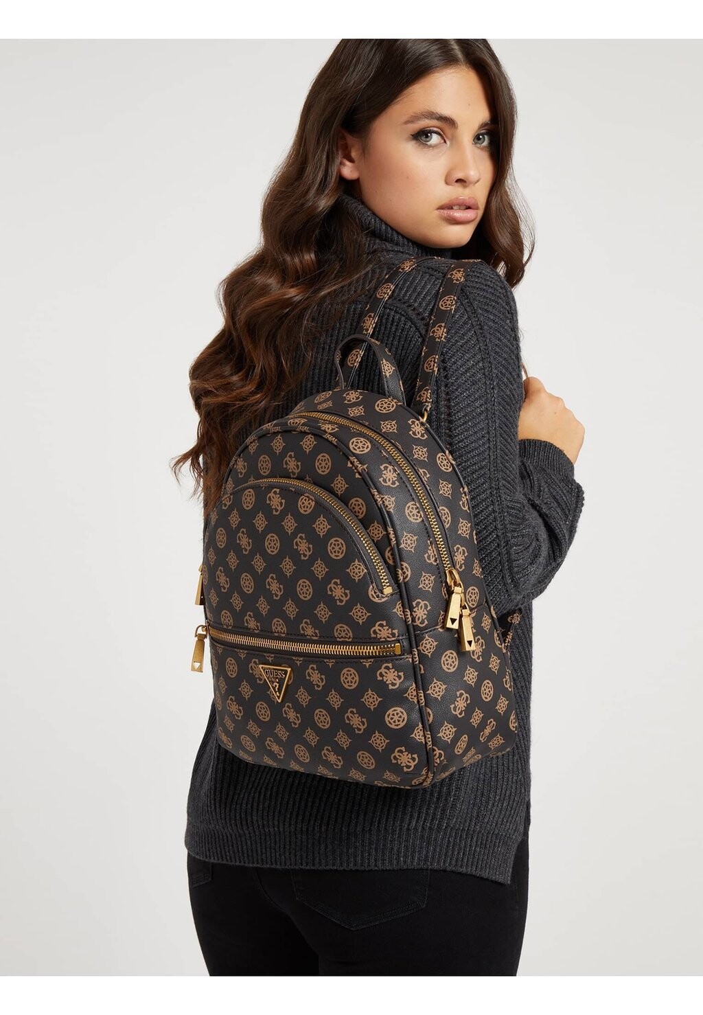

Рюкзак Guess