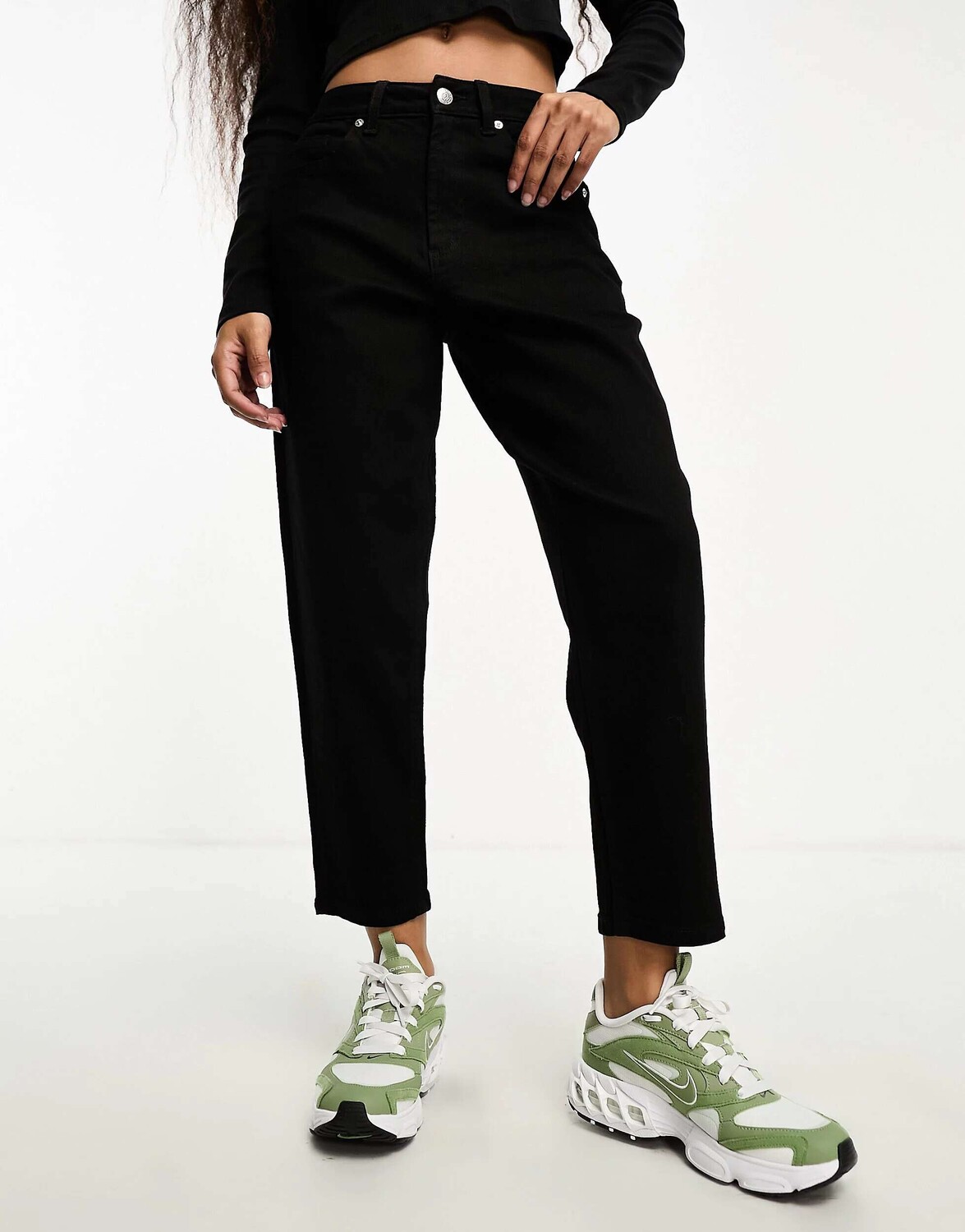 

Черные джинсы с завышенной талией Miss Selfridge Petite Mom