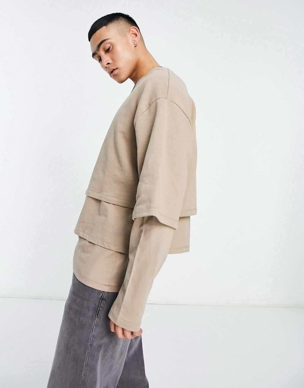 

Бежевый трехслойный свитшот оверсайз ASOS DESIGN