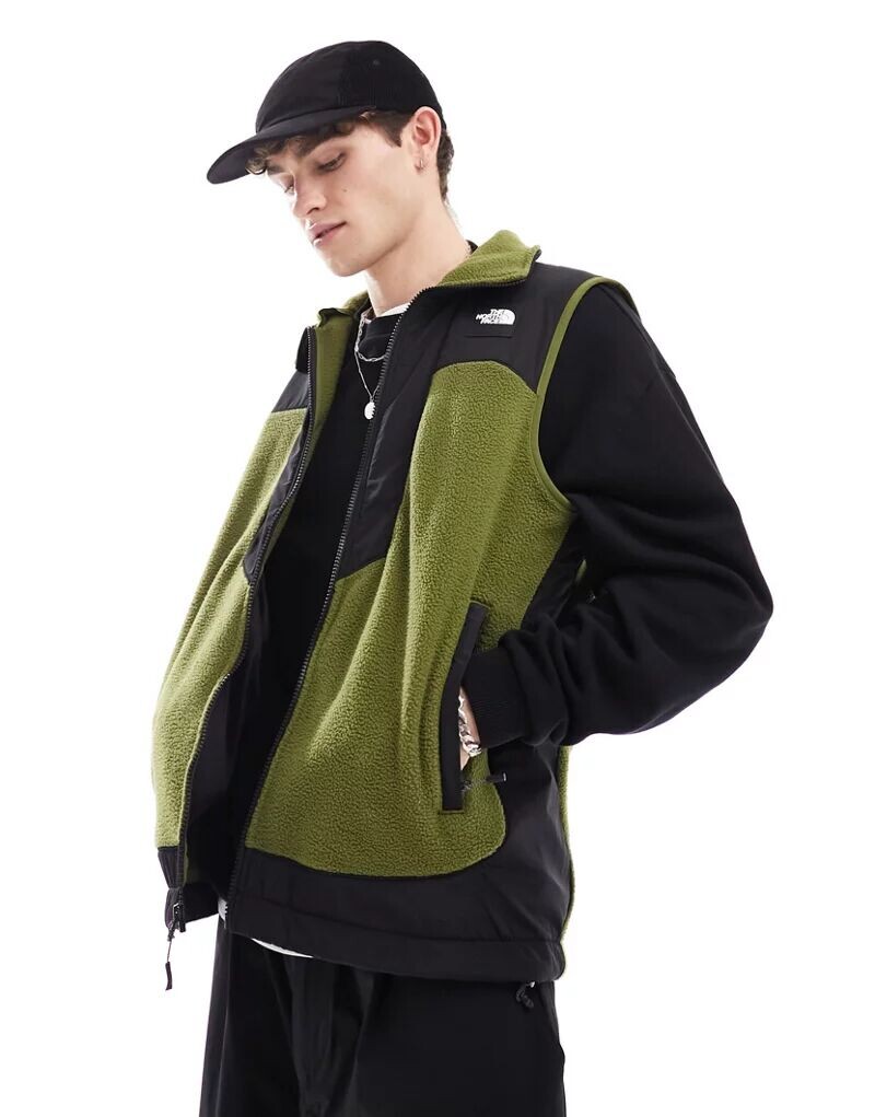 

Оливковый флисовый жилет на молнии The North Face NSE Fleeski