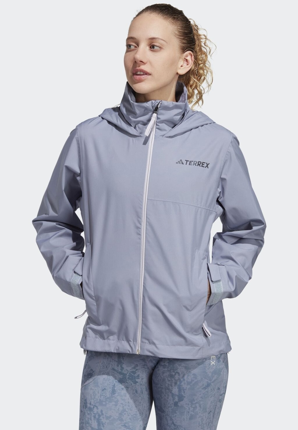 

Тренировочная куртка Adidas