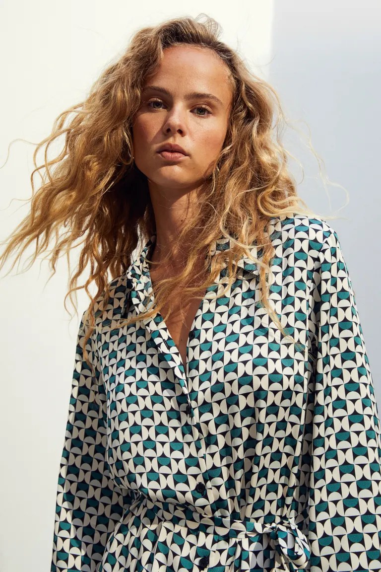 

Платье-рубашка с поясом с галстуком H&M, зеленый
