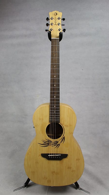 цена Акустическая гитара Luna Woodland Bamboo Parlor Acoustic/Electric Guitar