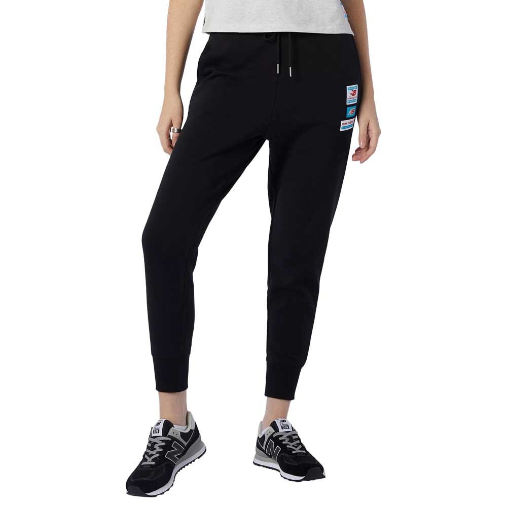 

Брюки New Balance Essentials Field Day, черный