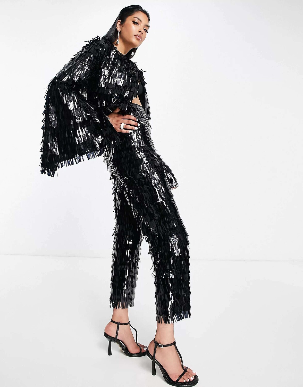 

Черные укороченные костюмные брюки с пайетками ASOS, Черный