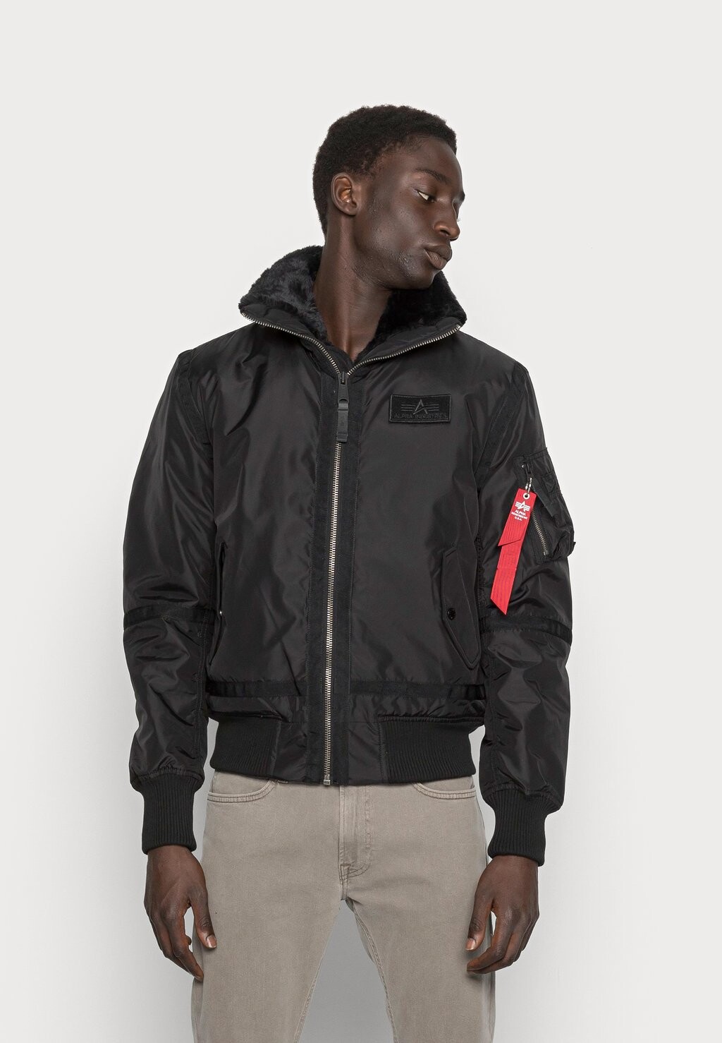 

Зимняя куртка Alpha Industries B15-3 TT, черный