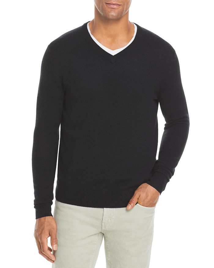 Кашемировый свитер с V-образным вырезом — 100% эксклюзив The Men's Store at Bloomingdale's