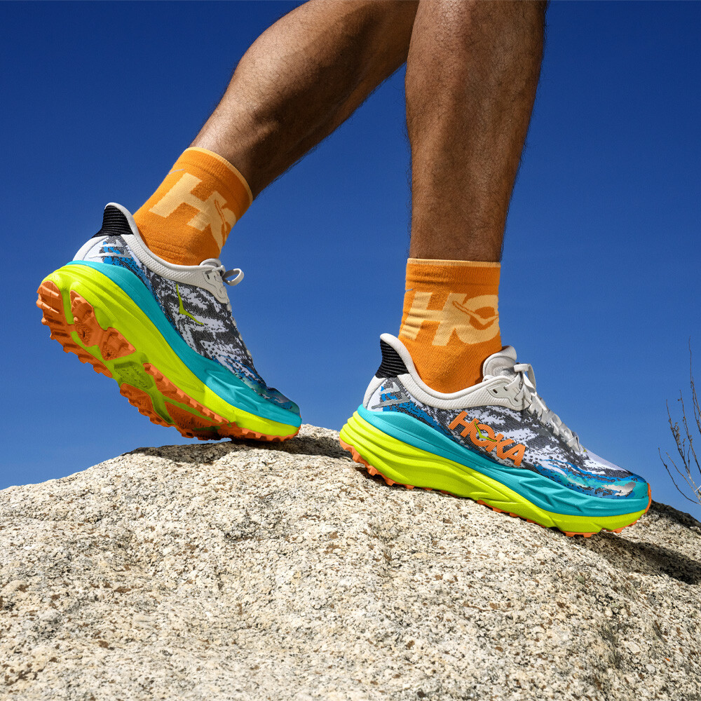 Заказать Кроссовки для бега Hoka One One Stinson 7 Trail, белый – цены,  описание и характеристики в «CDEK.Shopping»