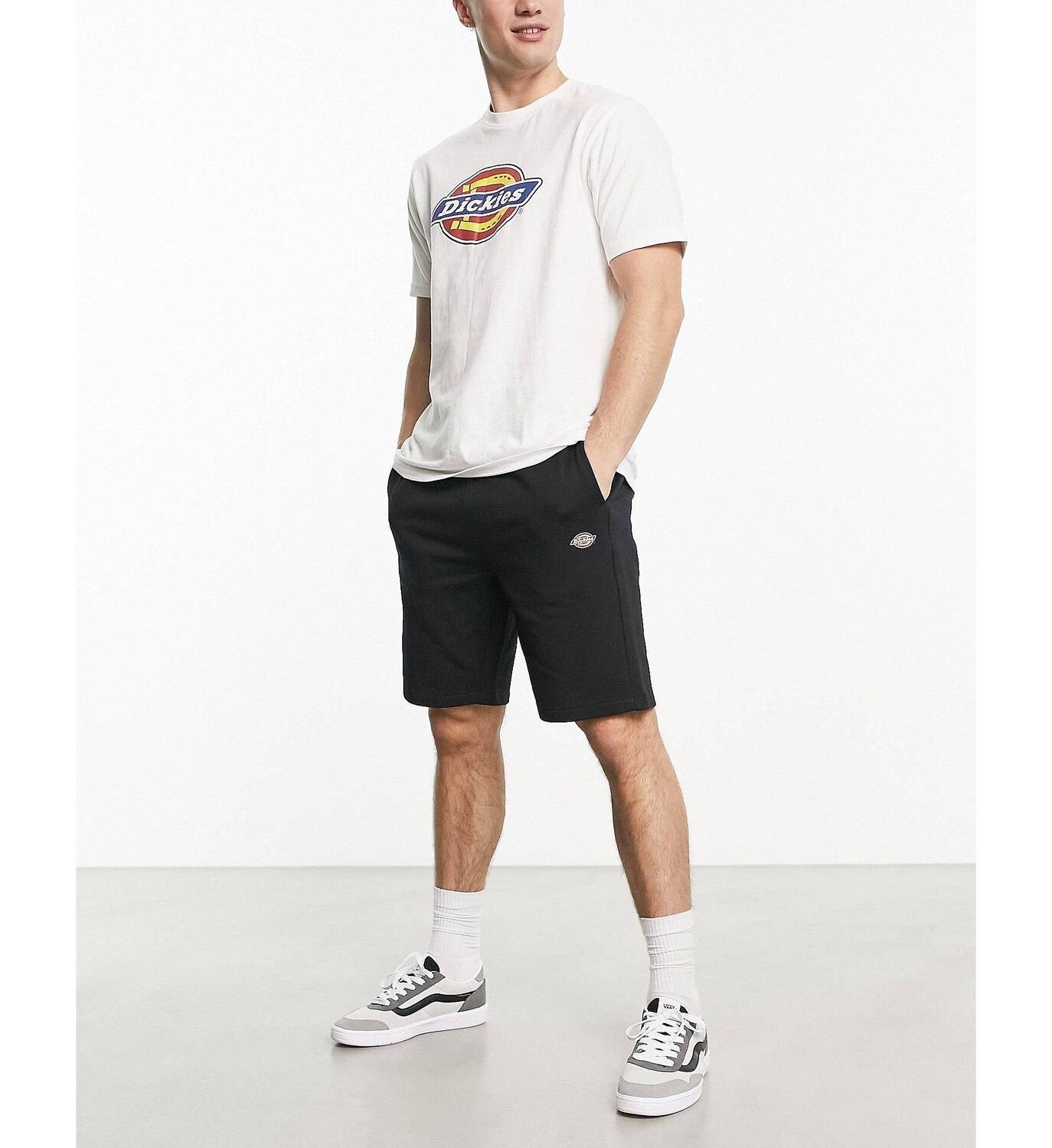 

Черные шорты из джерси кленового джерси Dickies