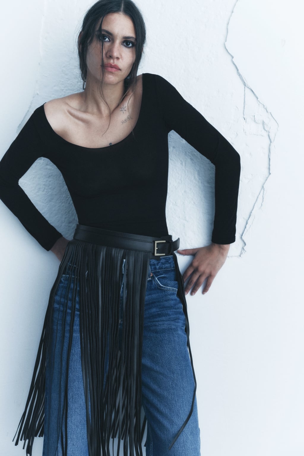 

Кожаный ремень с бахромой, специальная серия ZARA, черный