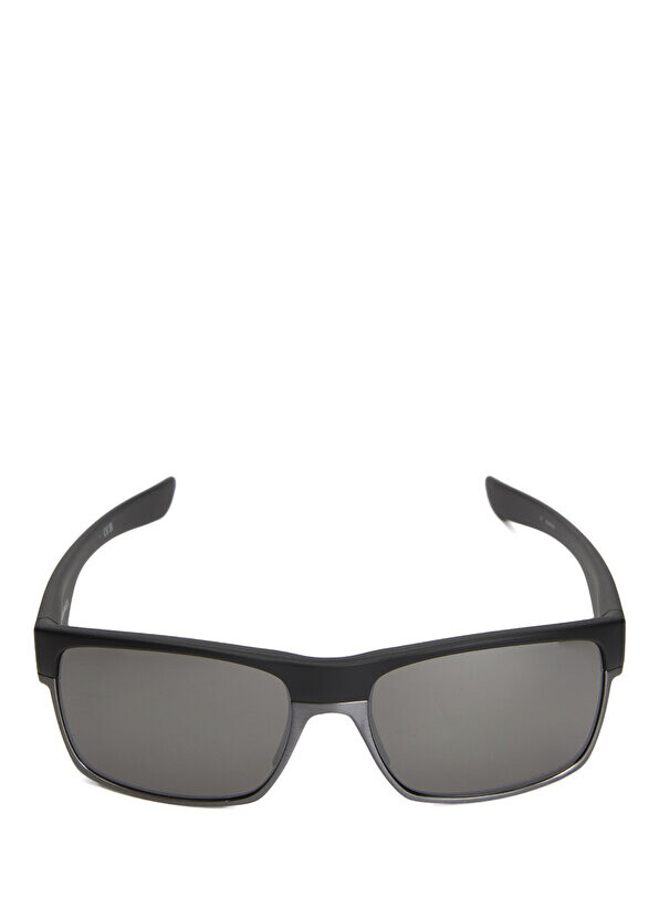 

Черные мужские солнцезащитные очки Oakley