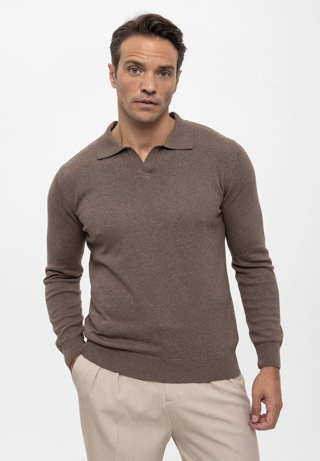 

Топ с длинными рукавами BUTTONLESS OPEN COLLAR Felix Hardy, цвет brown