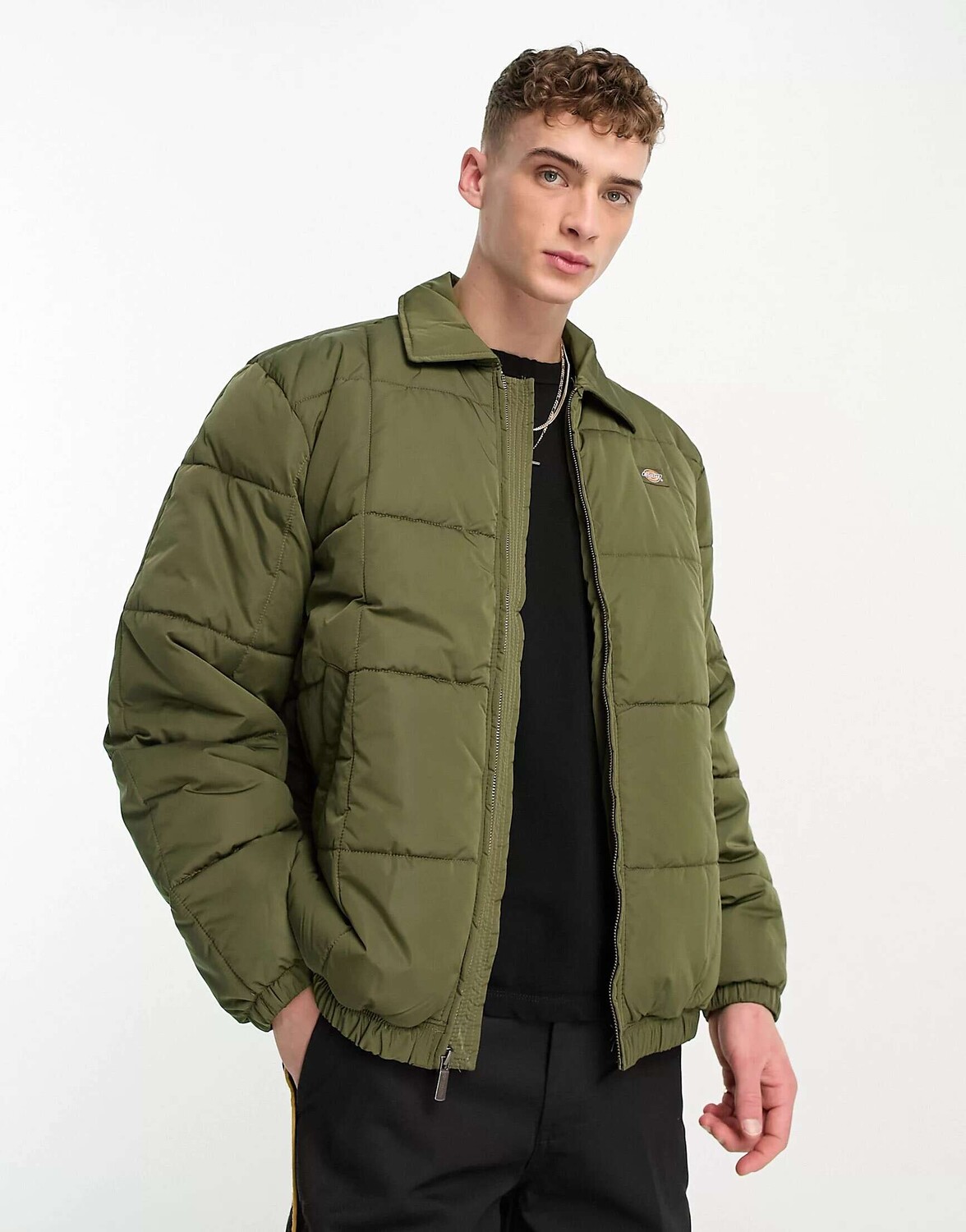 

Пуховик Dickies Eisenhower цвета хаки