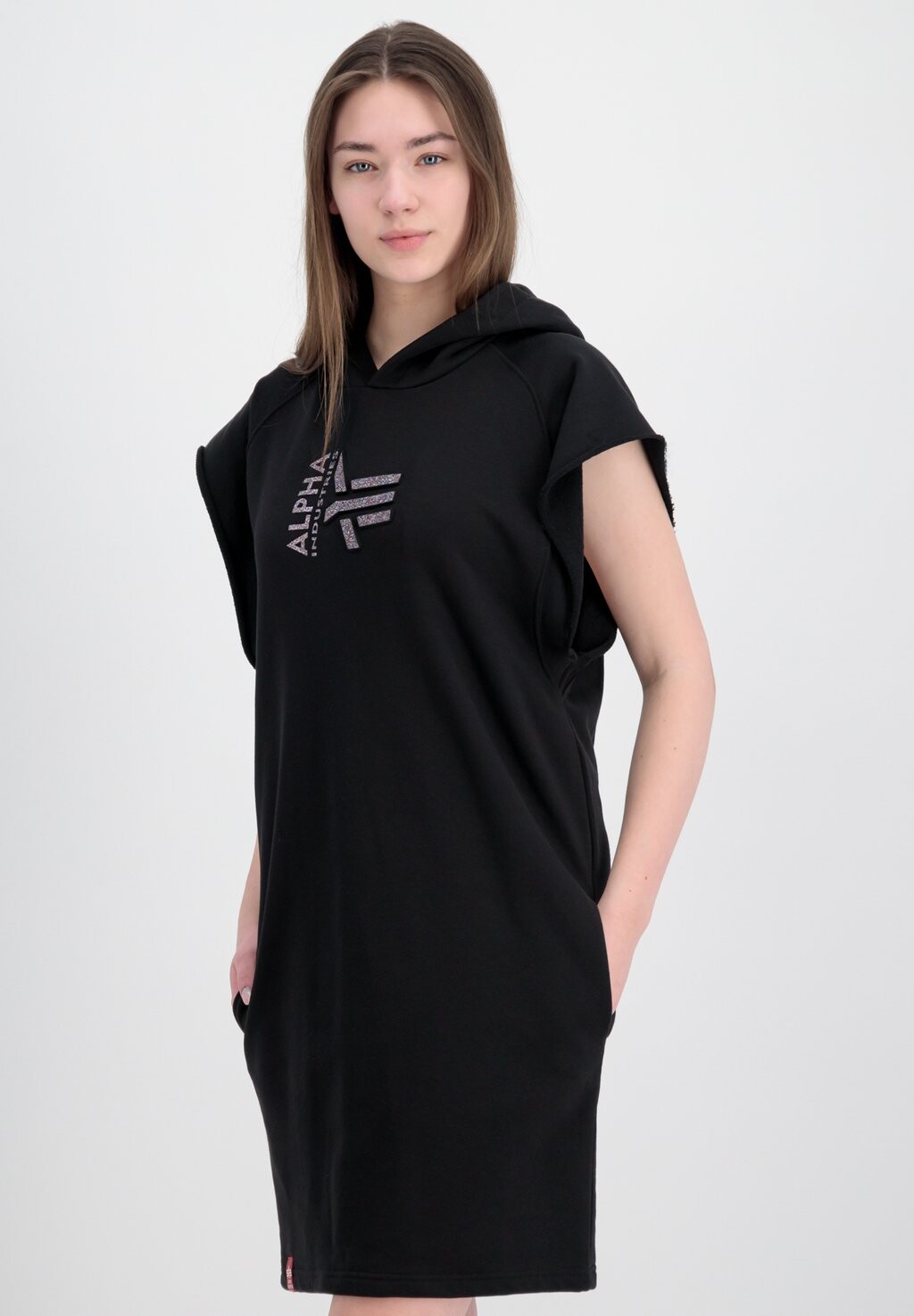 

Летнее платье Alpha Industries, черный
