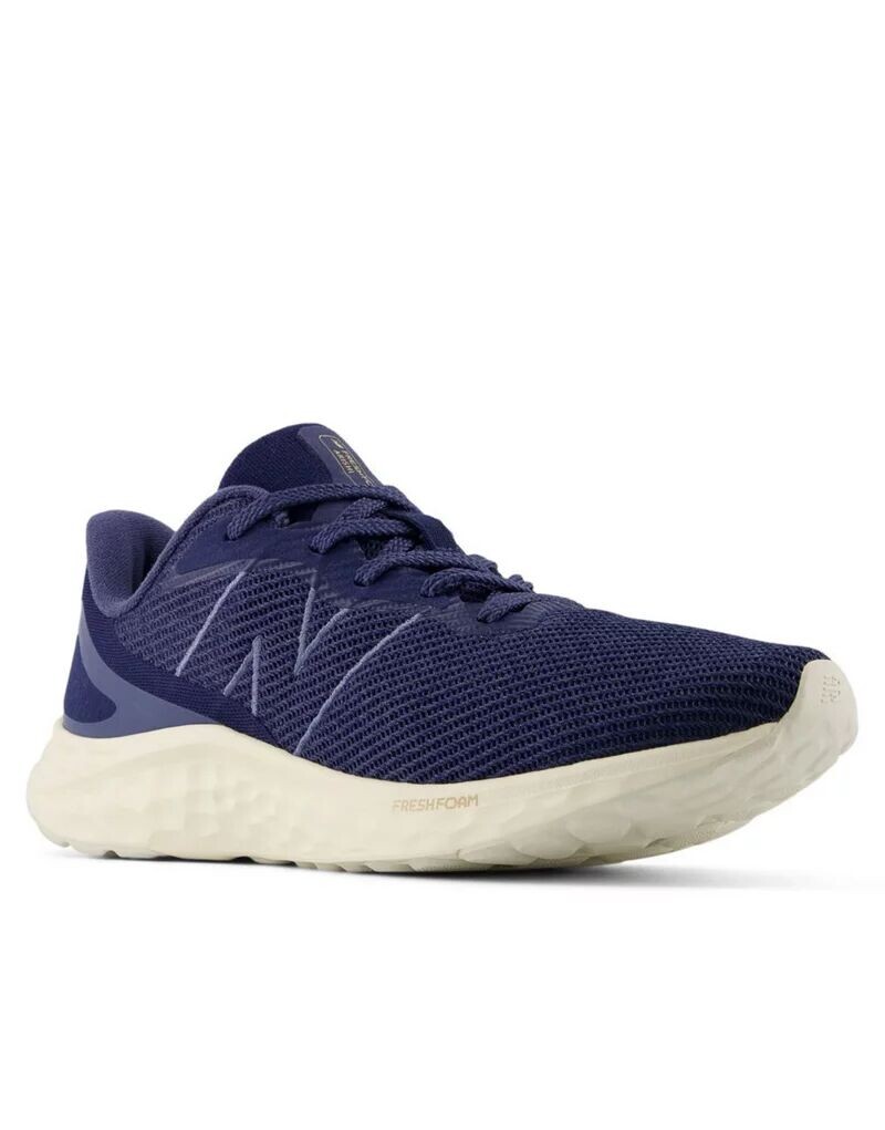

Синие кроссовки New Balance Fresh Foam Arisi V4, Синий