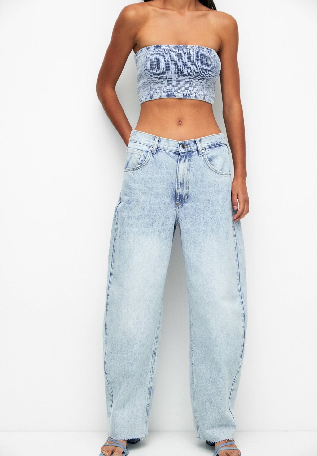 

Джинсы Baggy PULL&BEAR, синий