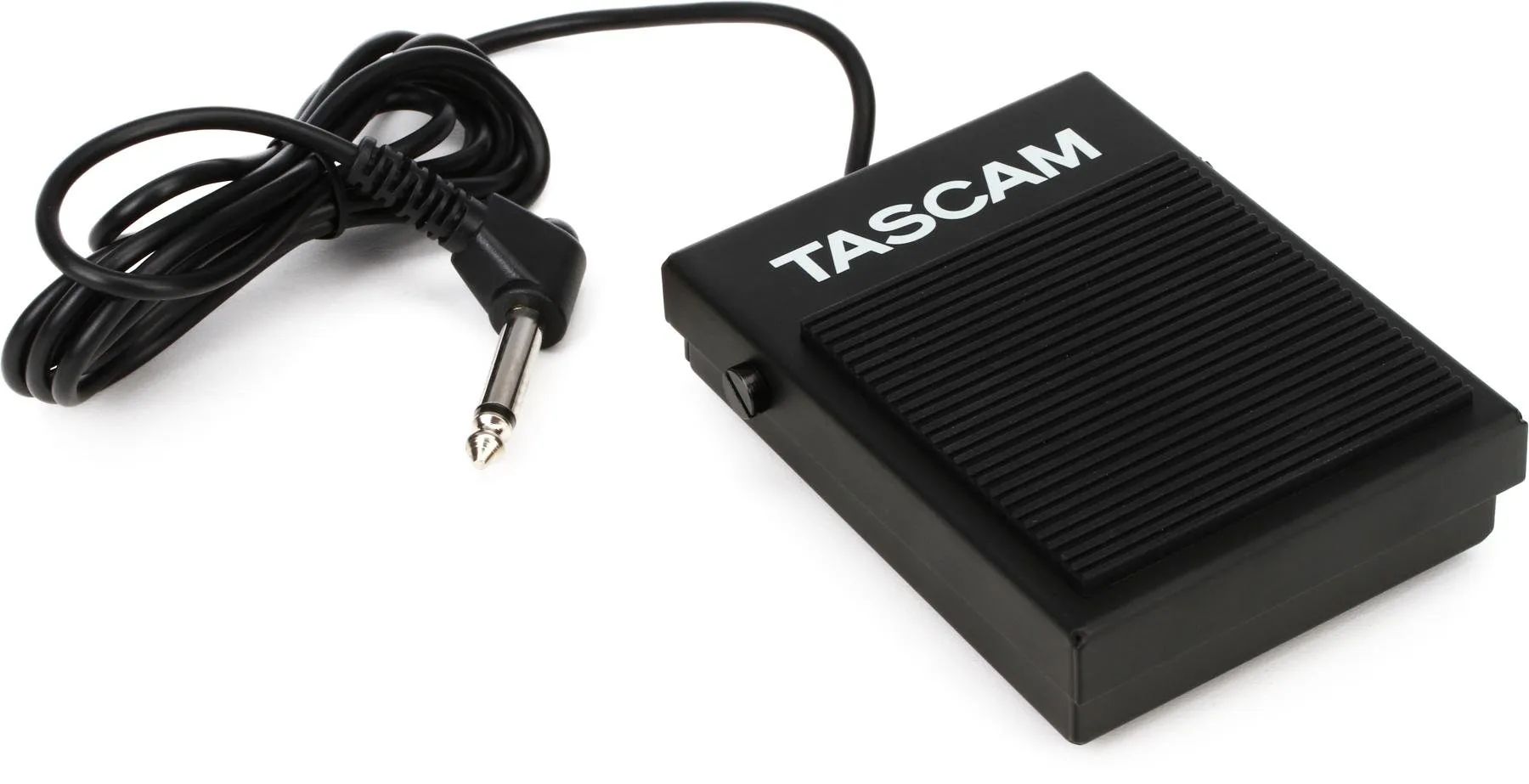 

Ножной переключатель TASCAM RC-1F для устройств TASCAM