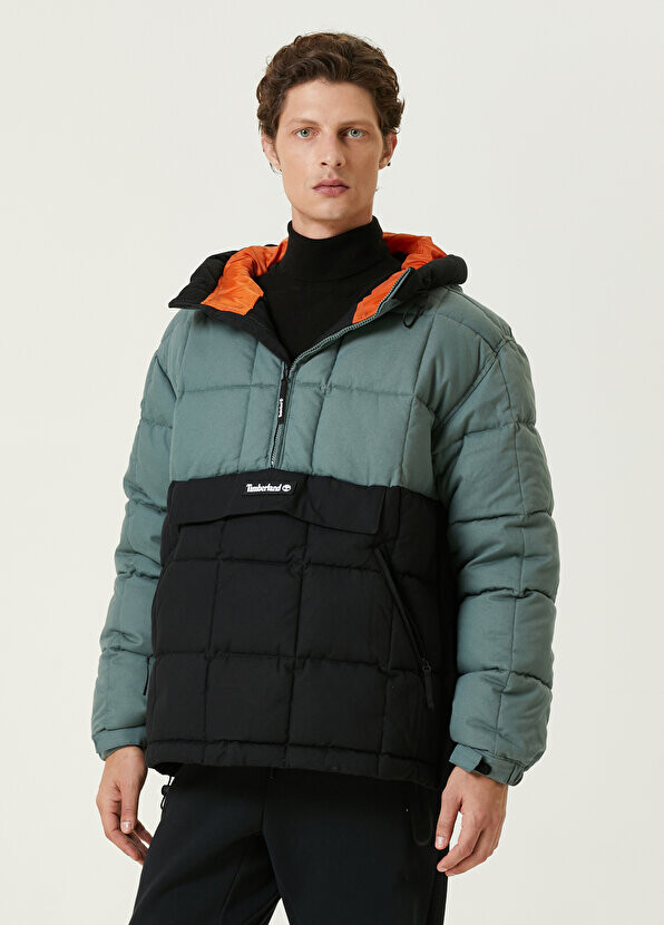 

Черно-зеленый пуховый анорак с капюшоном Timberland, Черный