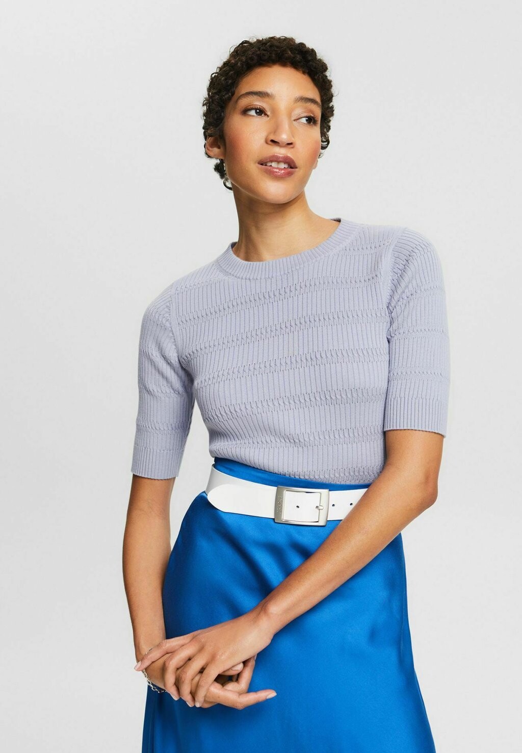 

Футболка базовая KURZÄRMLIGER Esprit, цвет light blue lavender