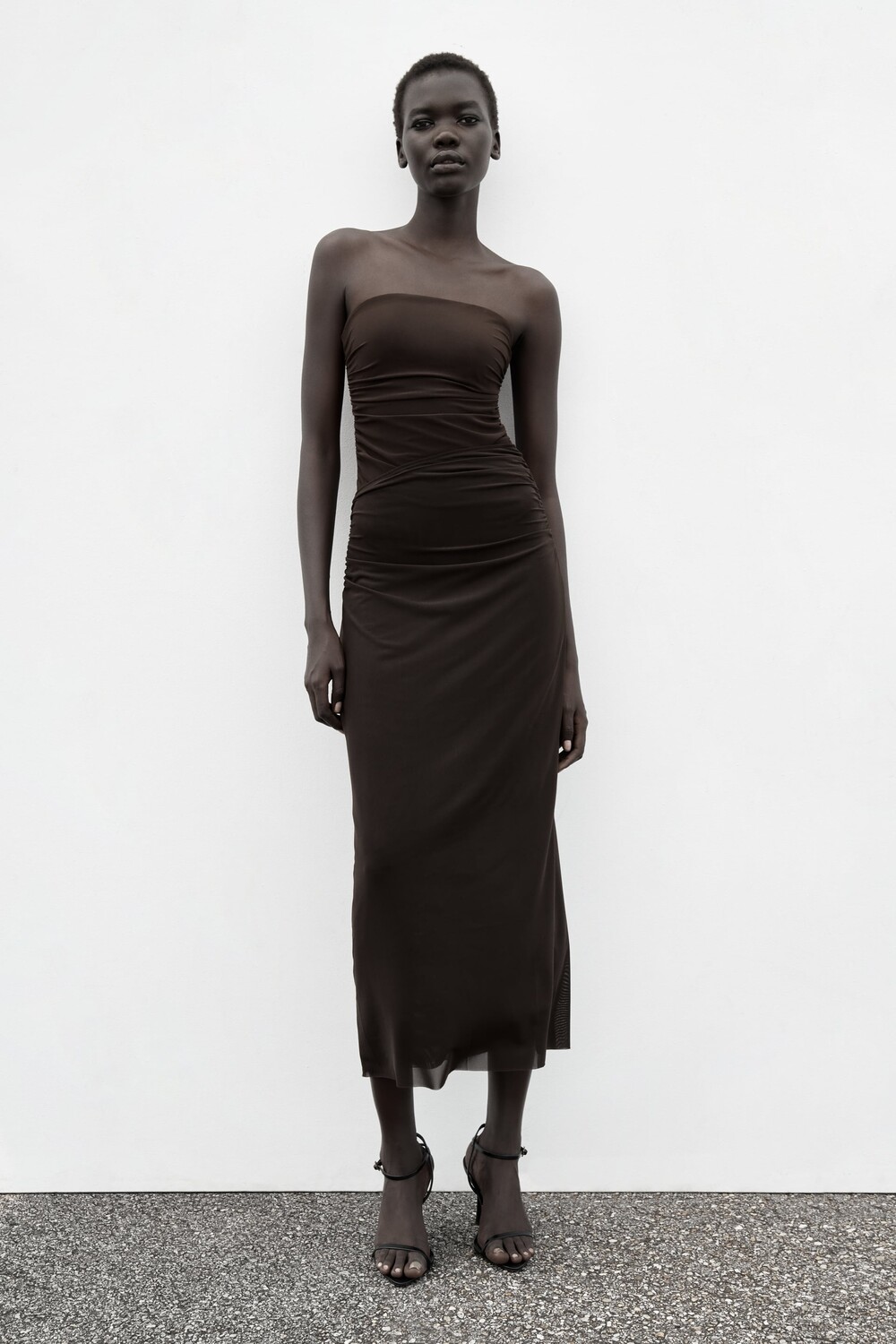 

Платье со складками без бреме Zara, браун