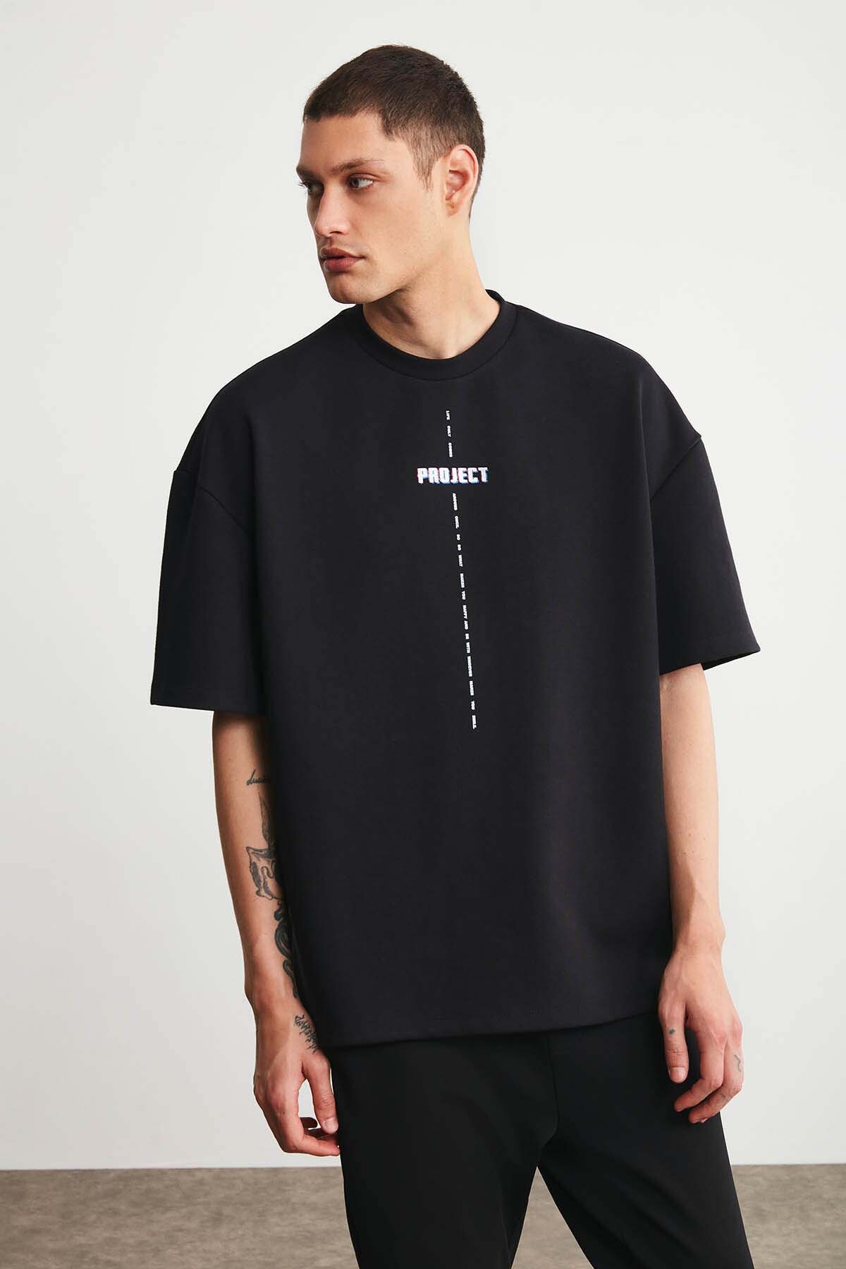 Мужская футболка оверсайз из плотной фактурной ткани Project GRIMELANGE, черный
