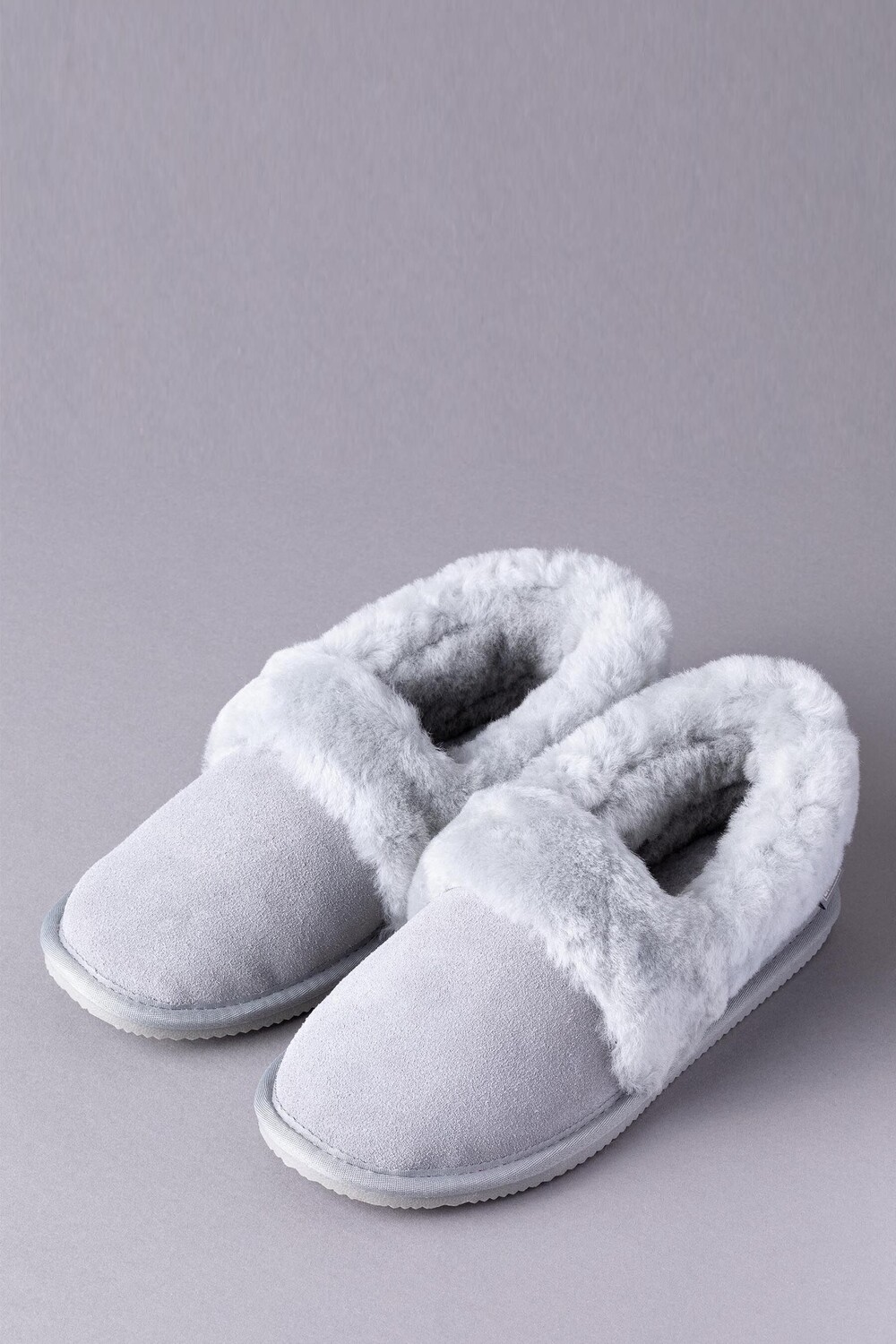 

Женские тапочки из овчины Lakeland с манжетами Lakeland Leather, серый