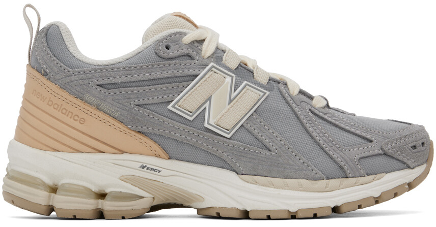 

Серые кроссовки New Balance 1906F, Серый