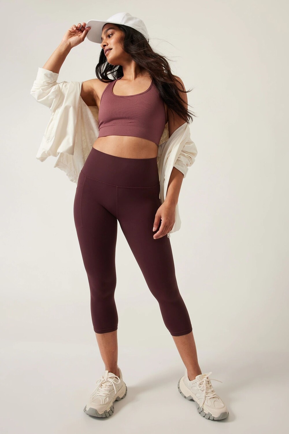 

Леггинсы Capri Salutation с завышенной талией Athleta, фиолетовый