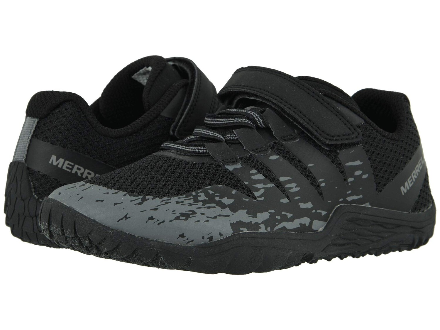 

Кроссовки Merrell Kids Trail Glove 5 A/C (Toddler/Little Kid/Big Kid), черный